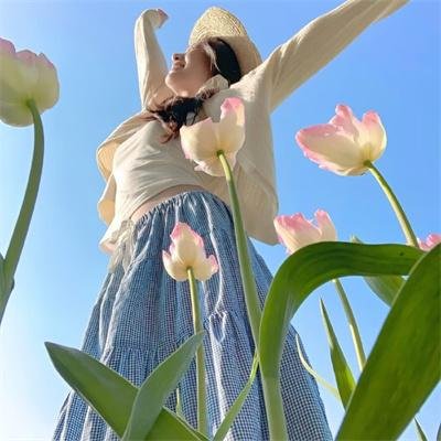 神圣性女