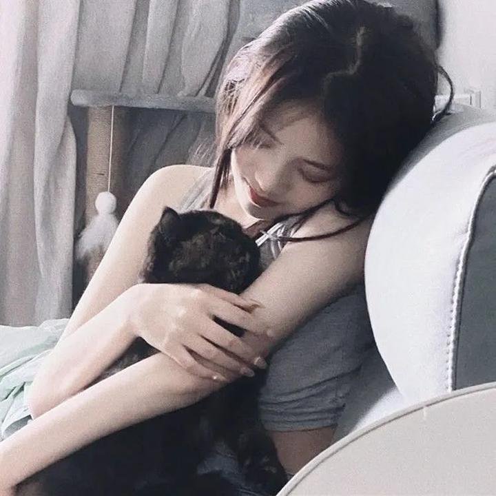 恋爱中的蝎子